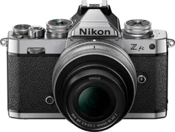 NIKON Appareil photo hybride Z fc + NIKKOR Z DX 16-50 mm f/3.5-6.3 VR Argent
